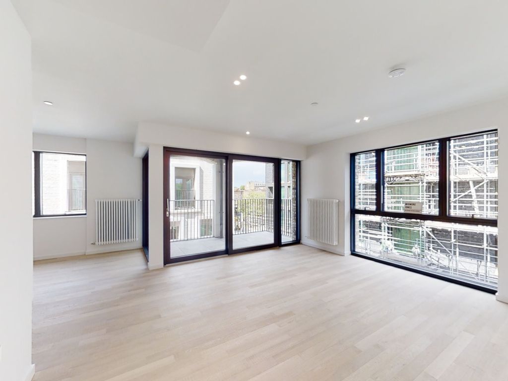 2 bed flat to rent in Calville House, The Brentford Project, 1 Bradshaw
