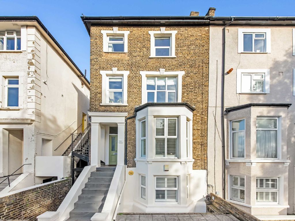 2 bed flat for sale in Lordship Lane, London SE22, £485,000 Zoopla