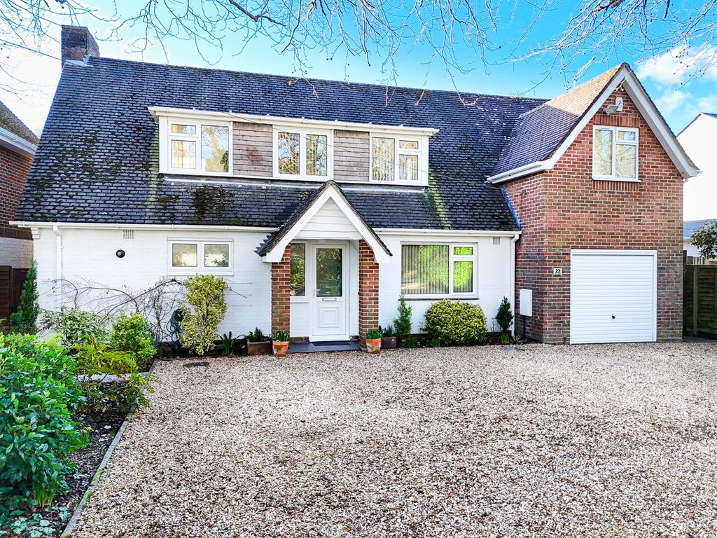 4 bed detached house for sale in Hinton Wood Avenue, Highcliffe