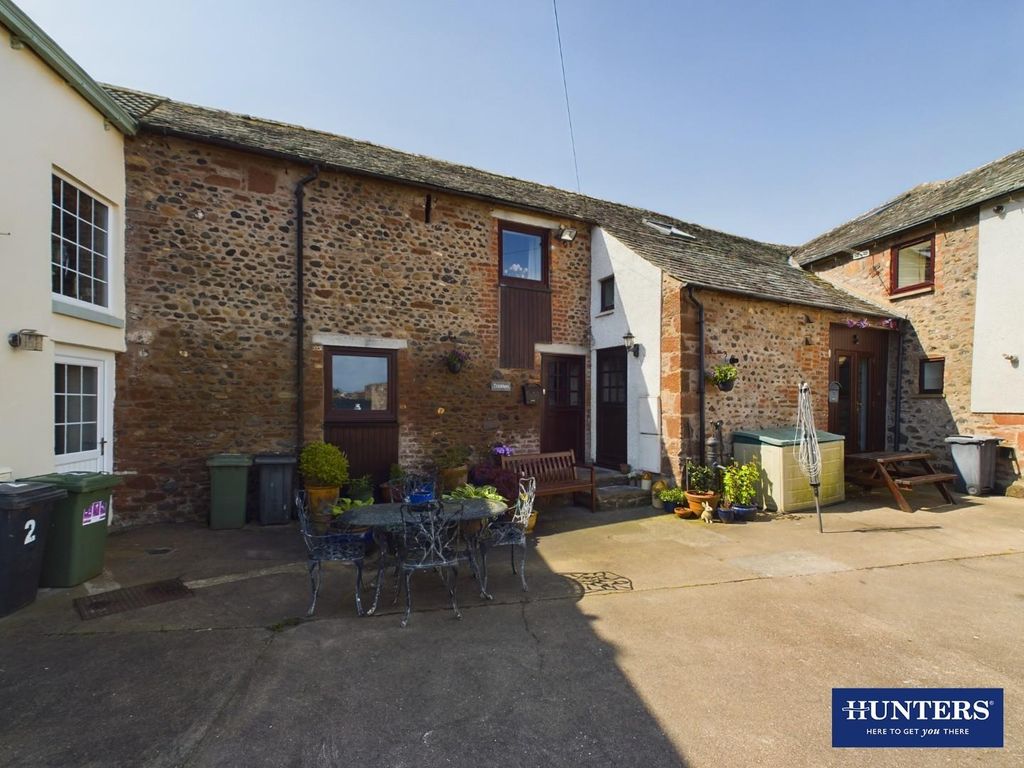 3 bed barn conversion for sale in Dalakhani, East Cote, Skinburness