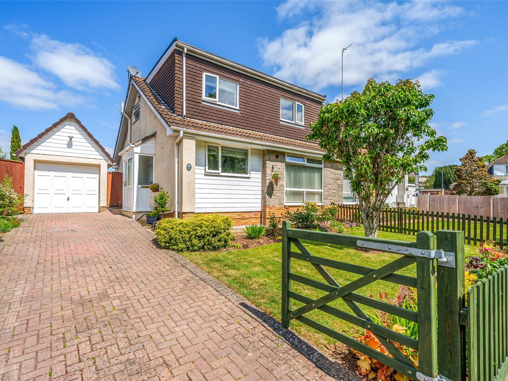 4 bed semidetached house for sale in Brookside Drive, Frampton