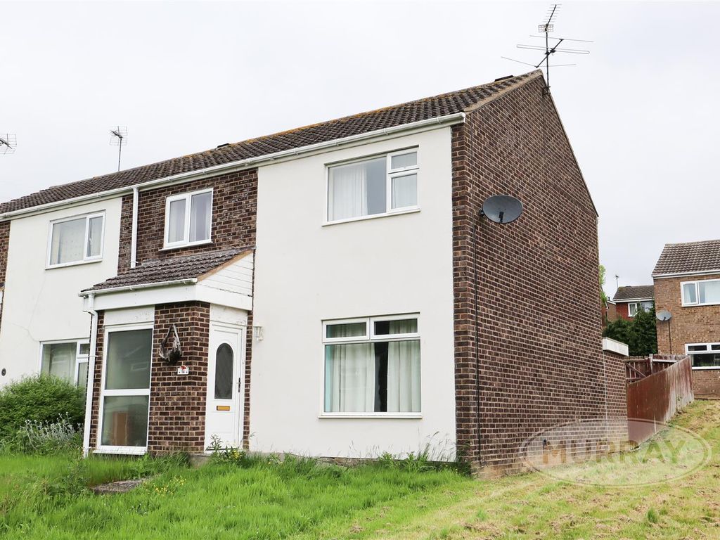 3 bed semidetached house for sale in Pentland Court, Oakham, Rutland