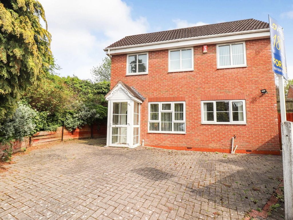 3 bed detached house for sale in Charlotte Close, Nuneaton CV10 Zoopla