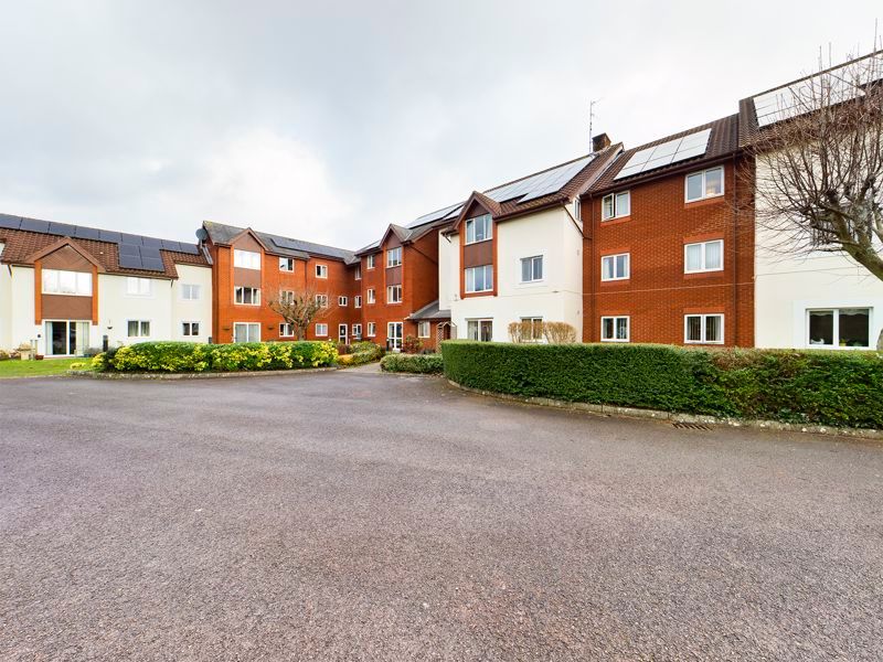 2 bed flat for sale in Garden City Way, Chepstow, Monmouthshire NP16