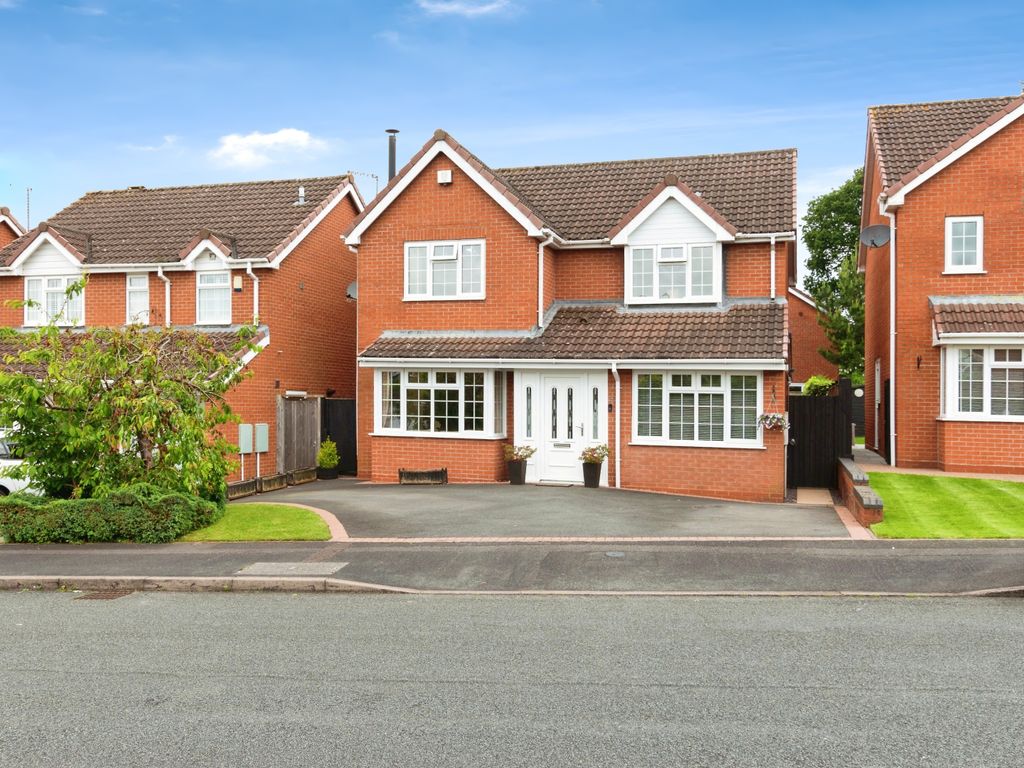 4 bed detached house for sale in Stubbs Drive, Aston Lodge, Stone