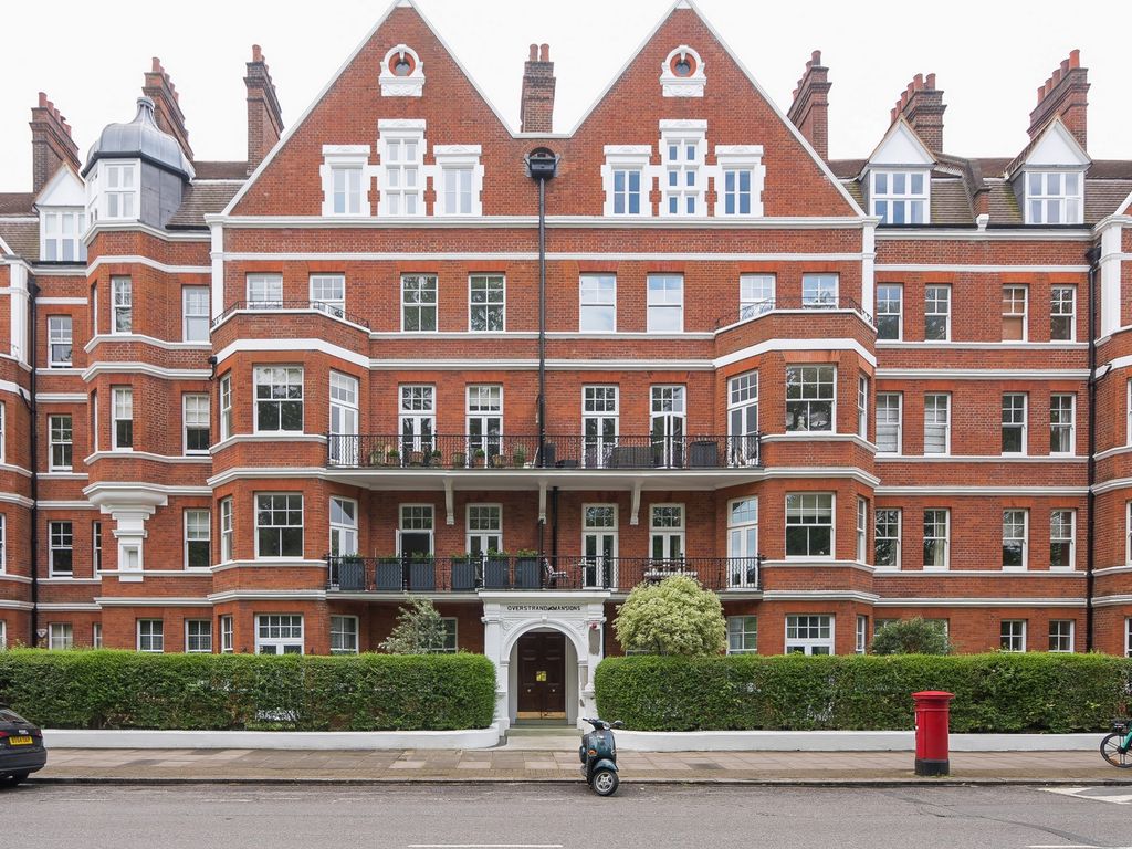 3 bed flat for sale in Overstrand Mansions, Prince Of Wales Drive