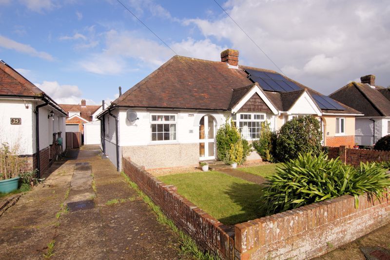 2 bed semidetached bungalow for sale in Vincent Grove, Portchester