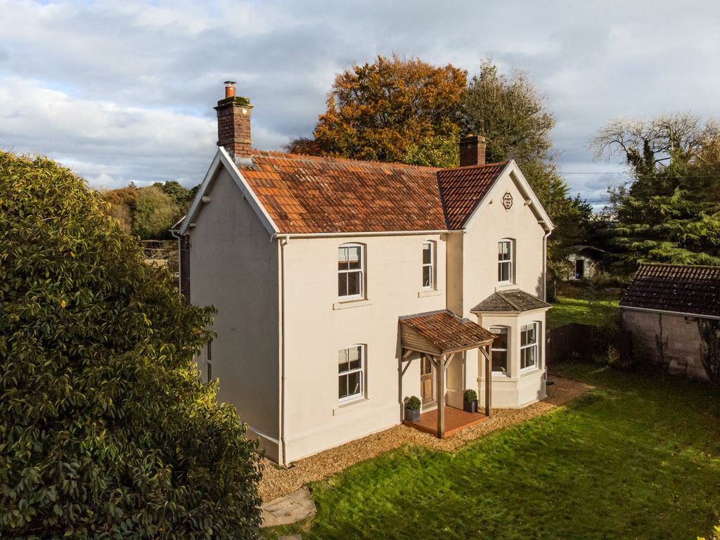 3 bed detached house for sale in StrattonOnTheFosse, Radstock BA3, £650,000 Zoopla