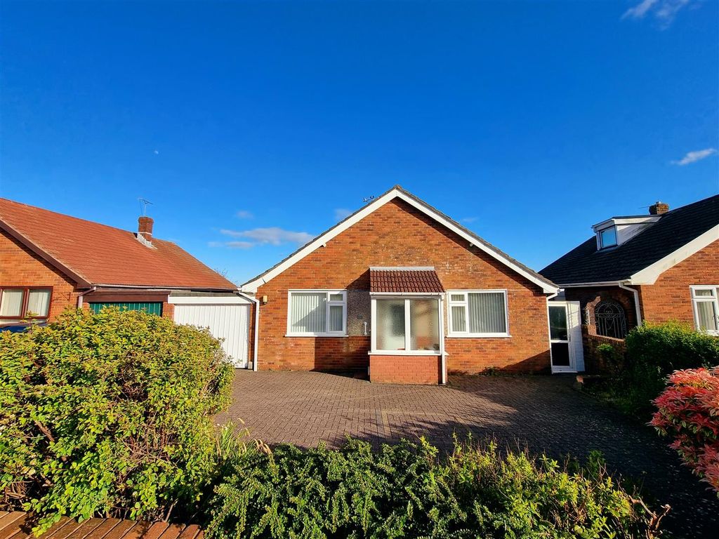3 bed detached bungalow for sale in Gabalfa Road, Sketty, Swansea SA2