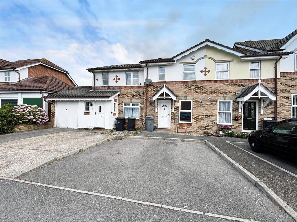 2 bed terraced house for sale in Hunter Close, Rowner, Gosport PO13, £