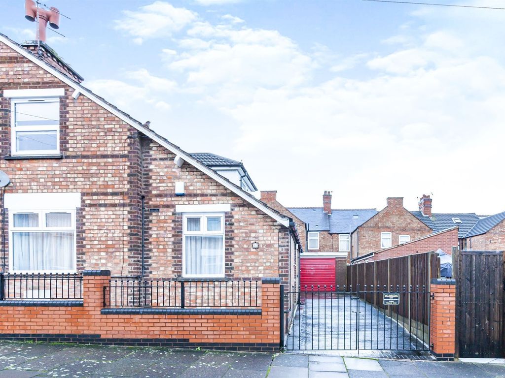 3 bed semidetached house for sale in Dore Road, Leicester LE5 Zoopla