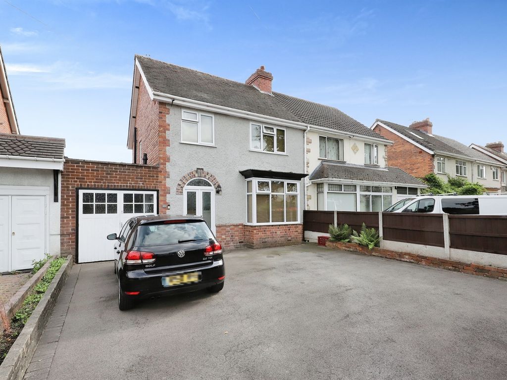 3 bed semidetached house for sale in Prestwood Road West, Wednesfield