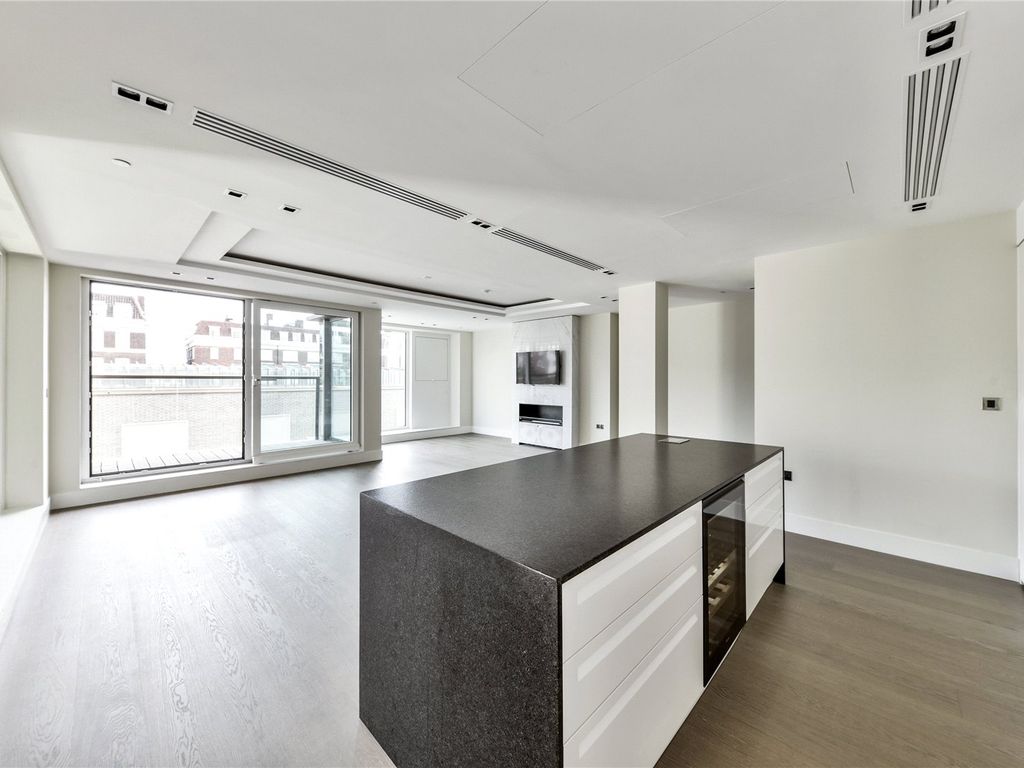 Radnor Terrace, Kensington, London W14  