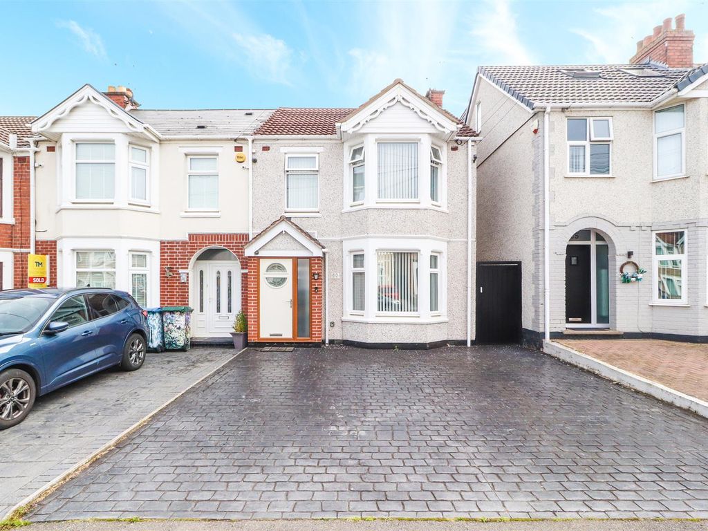 3 bed end terrace house for sale in Addison Road, Keresley, Coventry