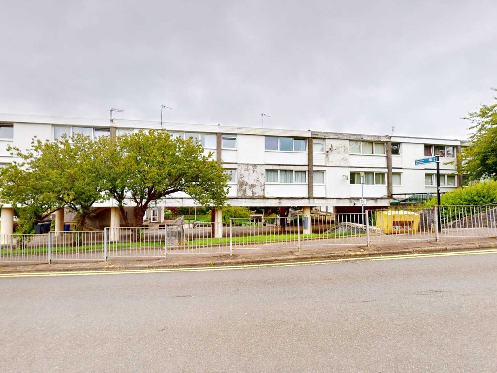 1 bed flat for sale in Telford Road, Auldhouse G75, £39,999 Zoopla
