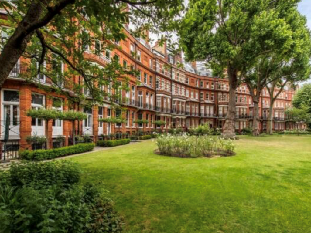 2 bed flat for sale in Egerton Gardens, London SW3, £1,200,000 Zoopla