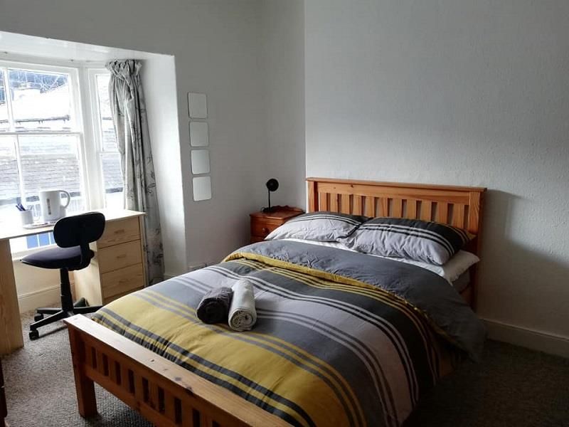 5 bed property to rent in Corporation Street, Aberystwyth SY23, £2,058