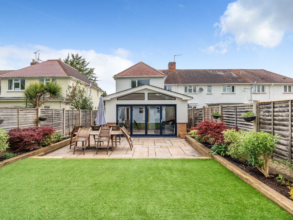 4 bed end terrace house for sale in Ellington Park, Maidenhead SL6, £