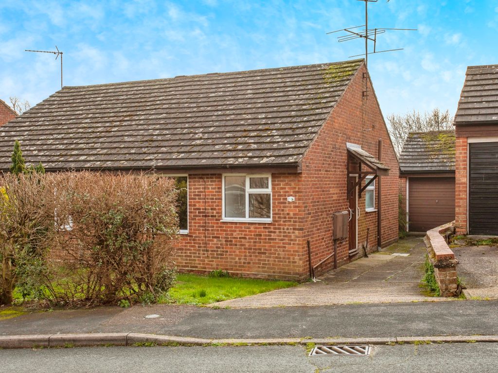 2 bed bungalow for sale in Ludbrook Close, Needham Market, Ipswich