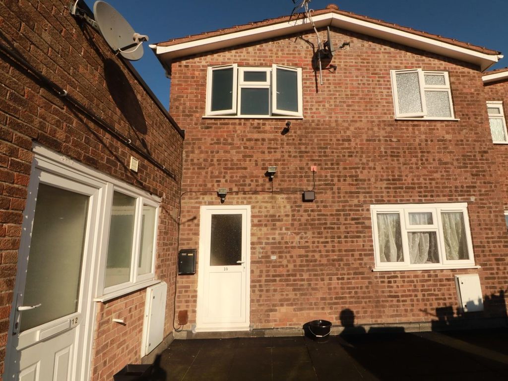 3 bed for sale in Heron Way, Chipping Sodbury, Bristol BS37