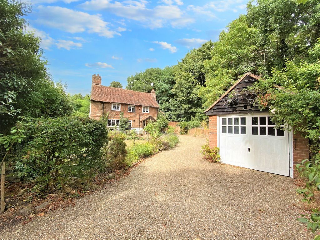 4 bed detached house for sale in Barrs Lane, Knaphill, Woking GU21 Zoopla