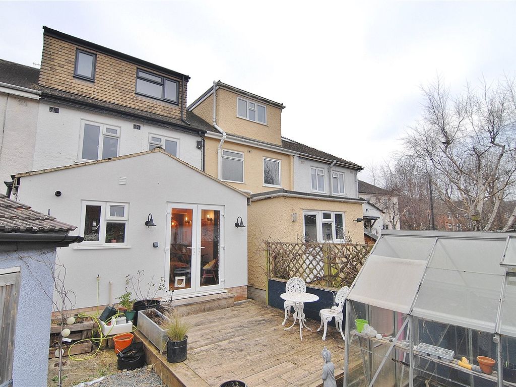 3 bed terraced house for sale in Erin Park, Stroud, Gloucestershire GL5