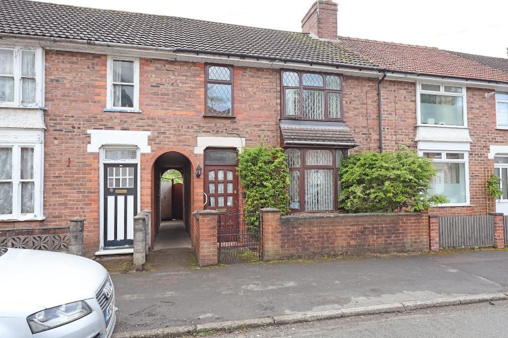 2 bed terraced house for sale in Princes Street, Stone, Staffordshire