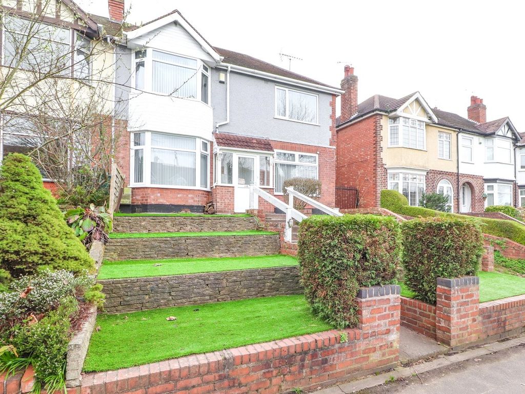 4 bed end terrace house for sale in Allesley Old Road, Coventry, West