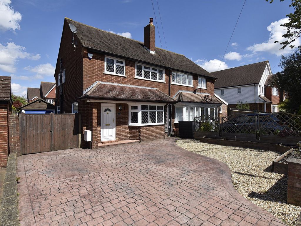 3 bed semidetached house for sale in Charterhouse Road, Orpington BR6