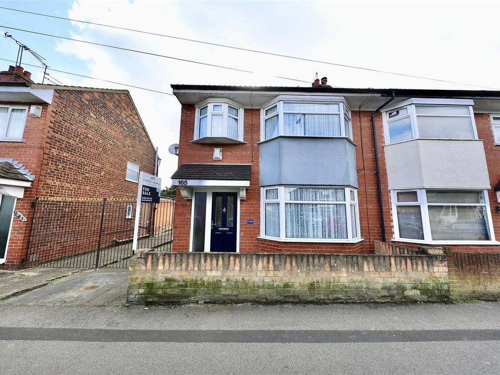 3 bed semidetached house for sale in Goddard Avenue, Hull HU5, £