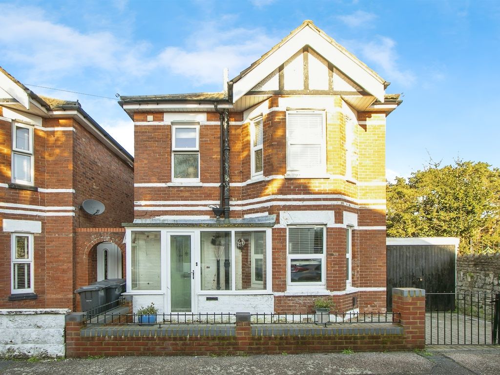 3 bed detached house for sale in Calvin Road, Winton, Bournemouth BH9