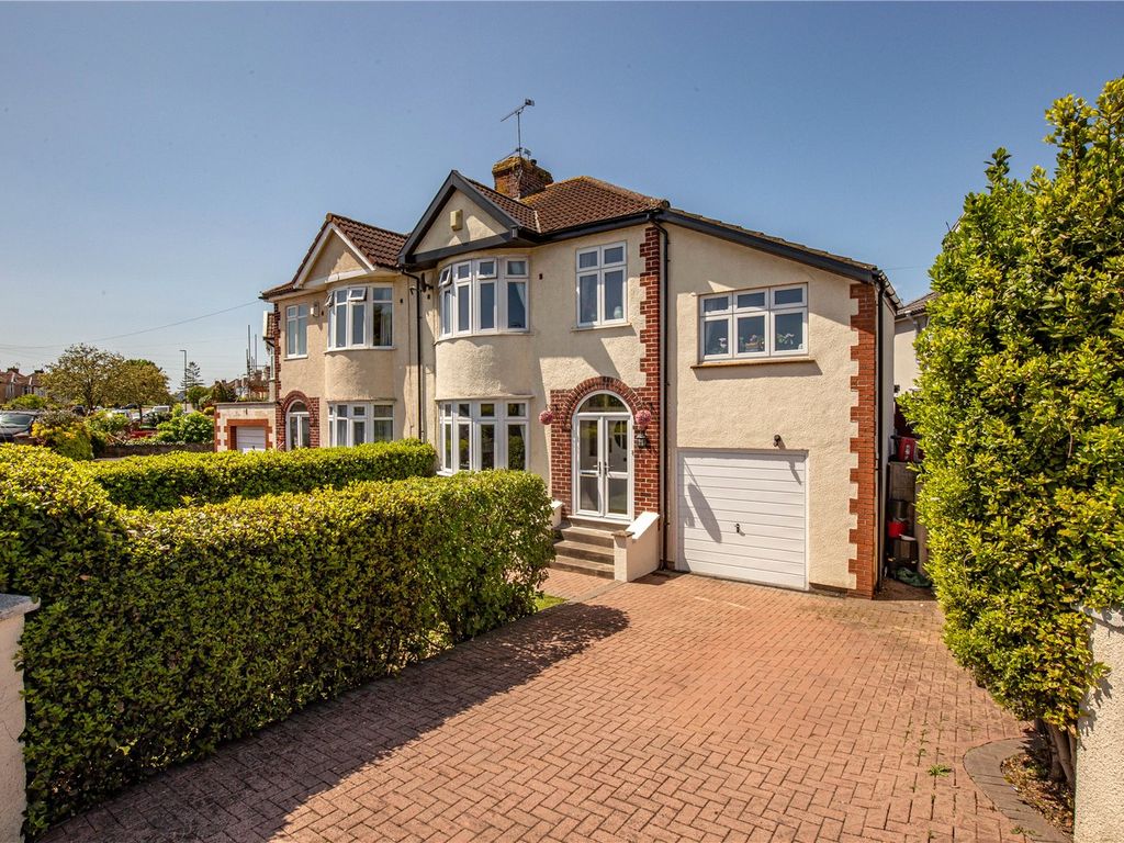 4 bed semidetached house for sale in Badminton Road, Downend, Bristol