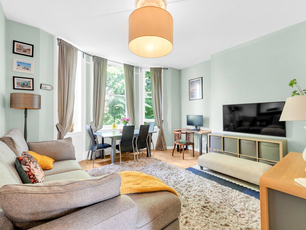 2 bed flat for sale in Lewisham Hill, London SE13, £450,000 Zoopla