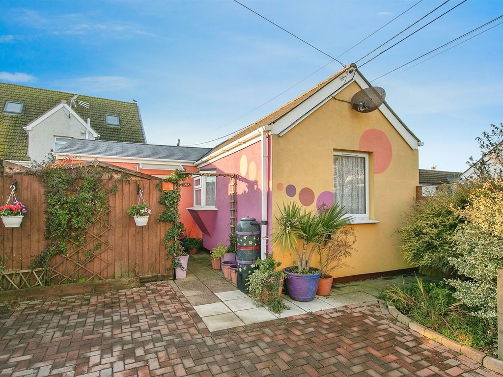 2 bed detached bungalow for sale in Sea Way, Jaywick, ClactonOnSea