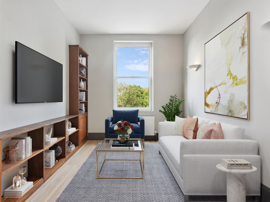 3 bed terraced house for sale in Wandsworth Road, Clapham Town SW8, £