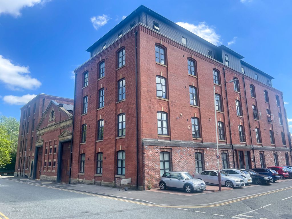 1 bed flat to rent in River Street, Bolton BL2, £900 pcm Zoopla