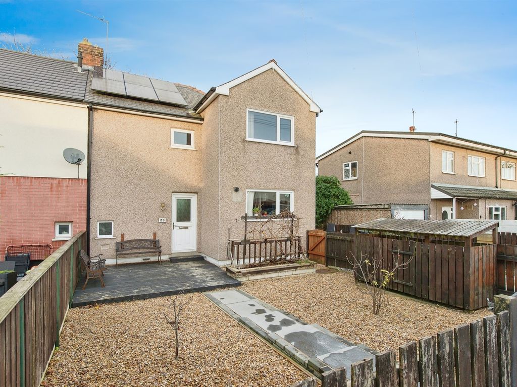 3 bed semidetached house for sale in Broomhill Square, Knottingley