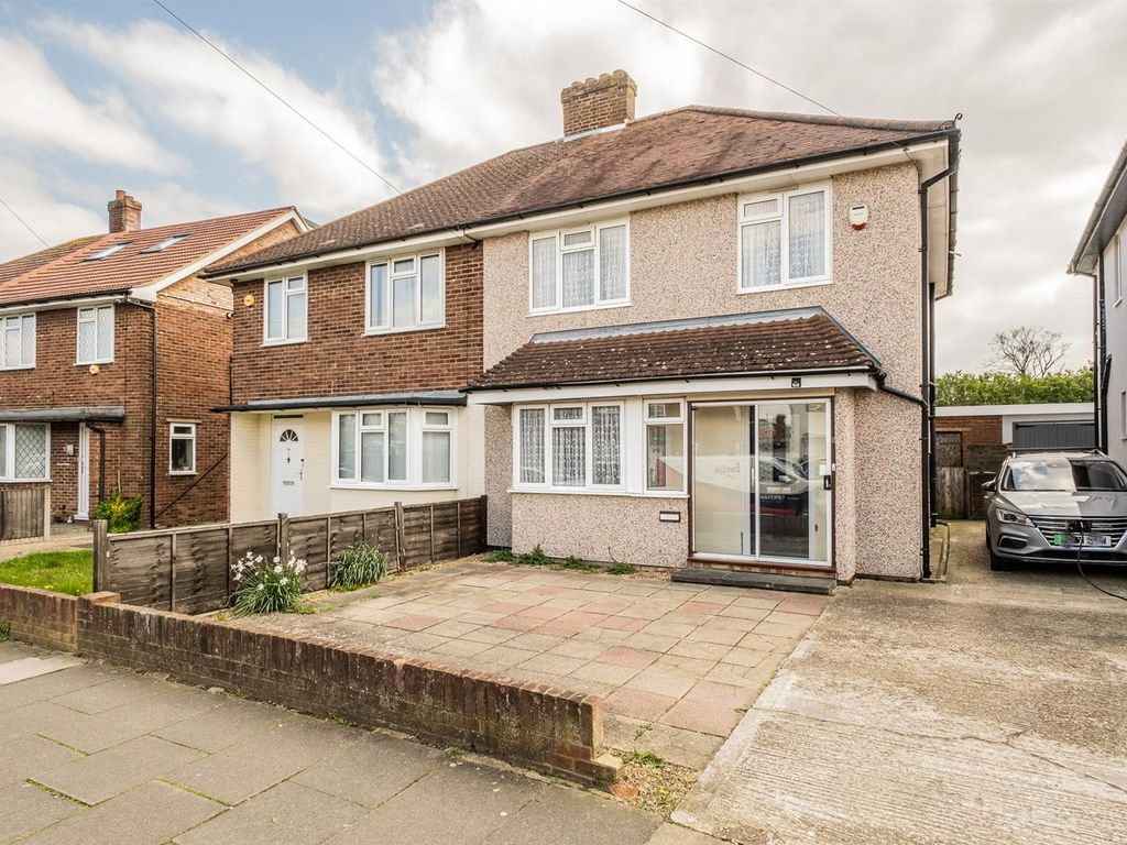 3 bed semidetached house for sale in Rayners Crescent, Northolt UB5