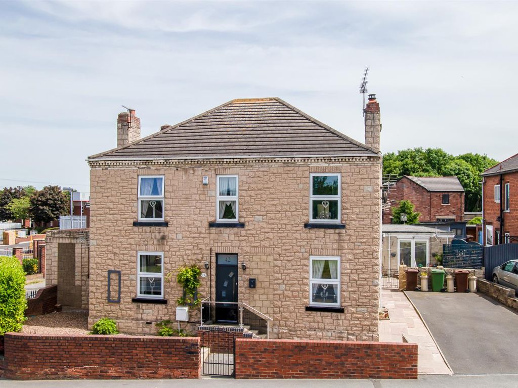 4 bed detached house for sale in Ferrybridge Road, Knottingley WF11