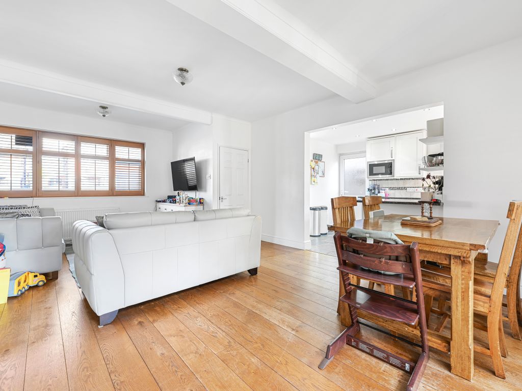 3 bed semidetached house for sale in Harp Road, Hanwell, London W7