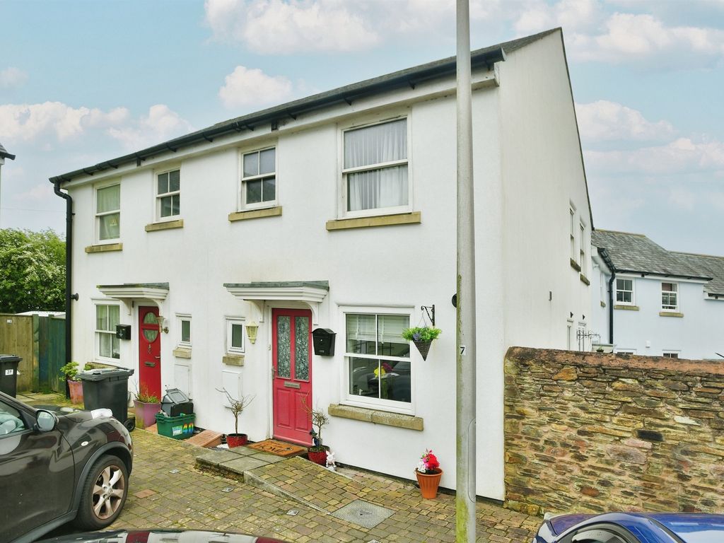 2 bed end terrace house for sale in Carrolls Way, Plymstock, Plymouth