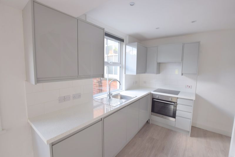 1 bed flat to rent in High Street, Tring HP23 Zoopla