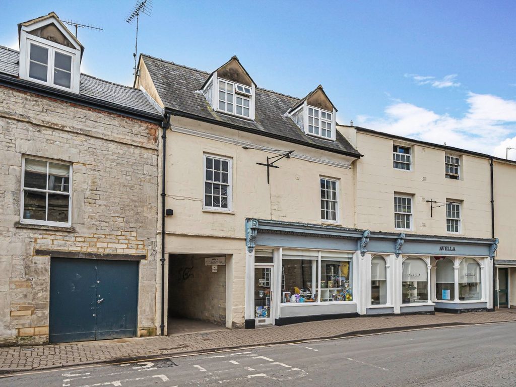 2 bed flat for sale in Cirencester, Gloucestershire GL7 Zoopla