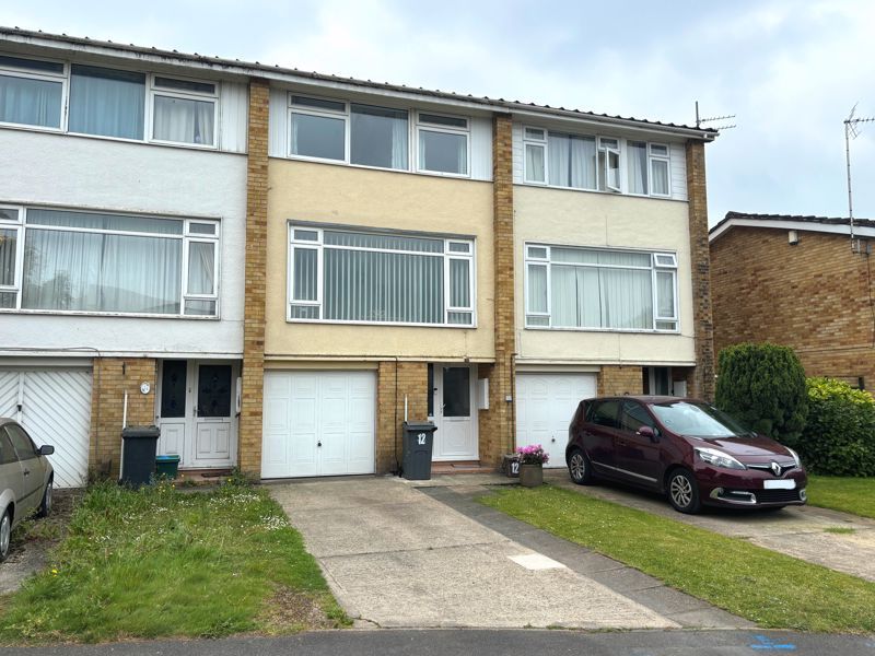 3 bed terraced house for sale in Fairmile Gardens, Longford, Gloucester