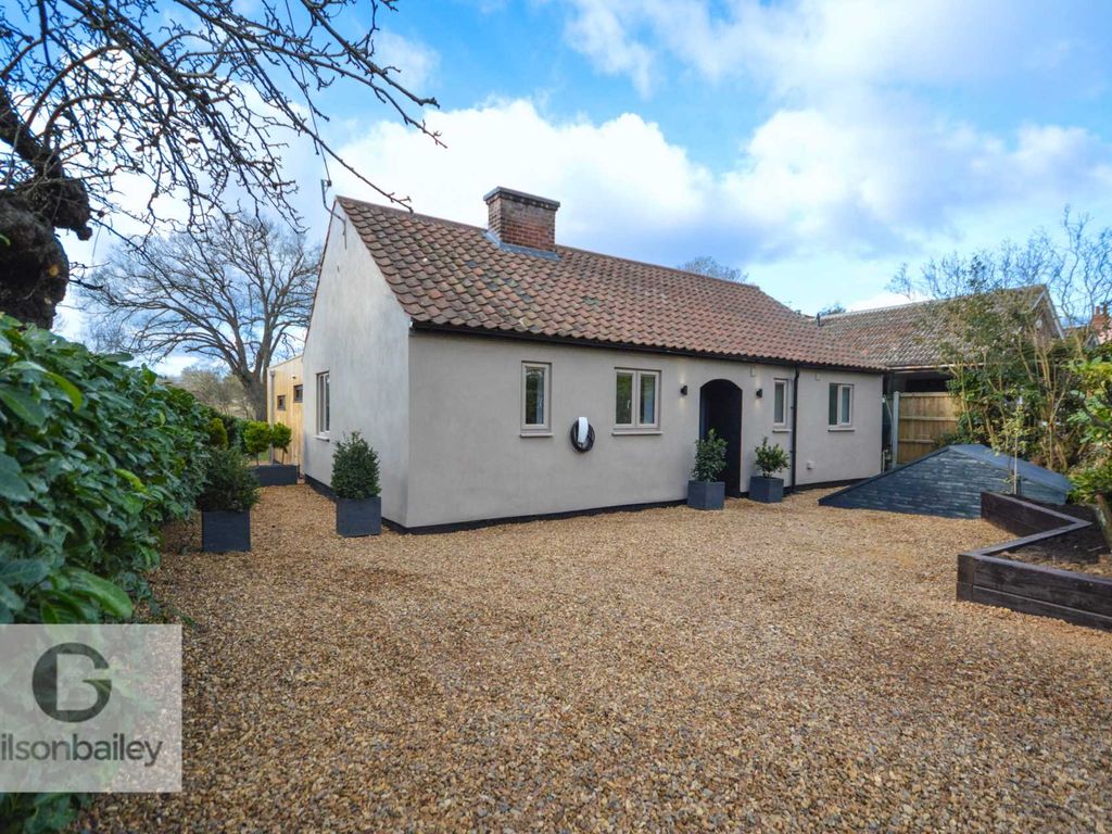 3 bed detached bungalow for sale in West End Avenue, Brundall NR13 Zoopla