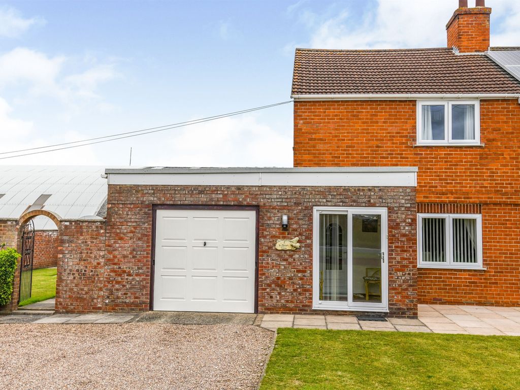 2 bed semidetached house for sale in Boardsides, Wyberton Fen, Boston PE21 Zoopla