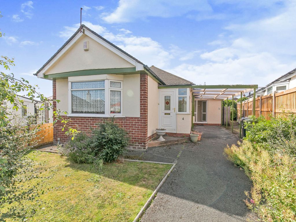 2 bed bungalow for sale in Dorchester Close, Rhyl, Denbighshire LL18