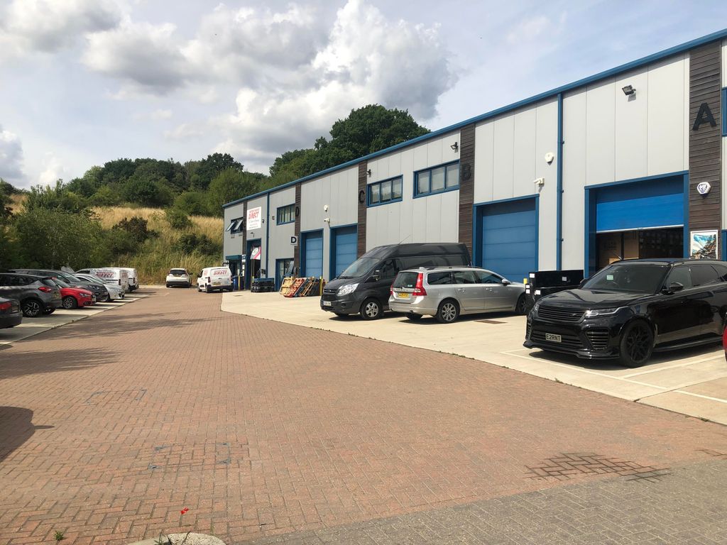 Units B amp C Crondall Place, Coxbridge Business Park, Farnham GU10  