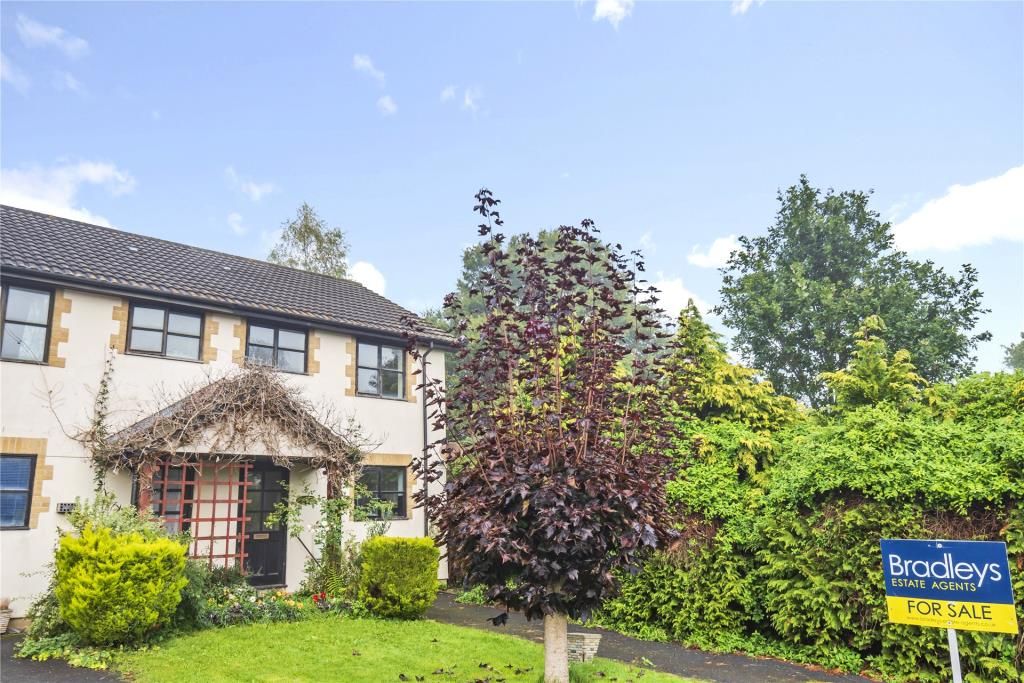 2 bed end terrace house for sale in Pearse Close, Hatherleigh