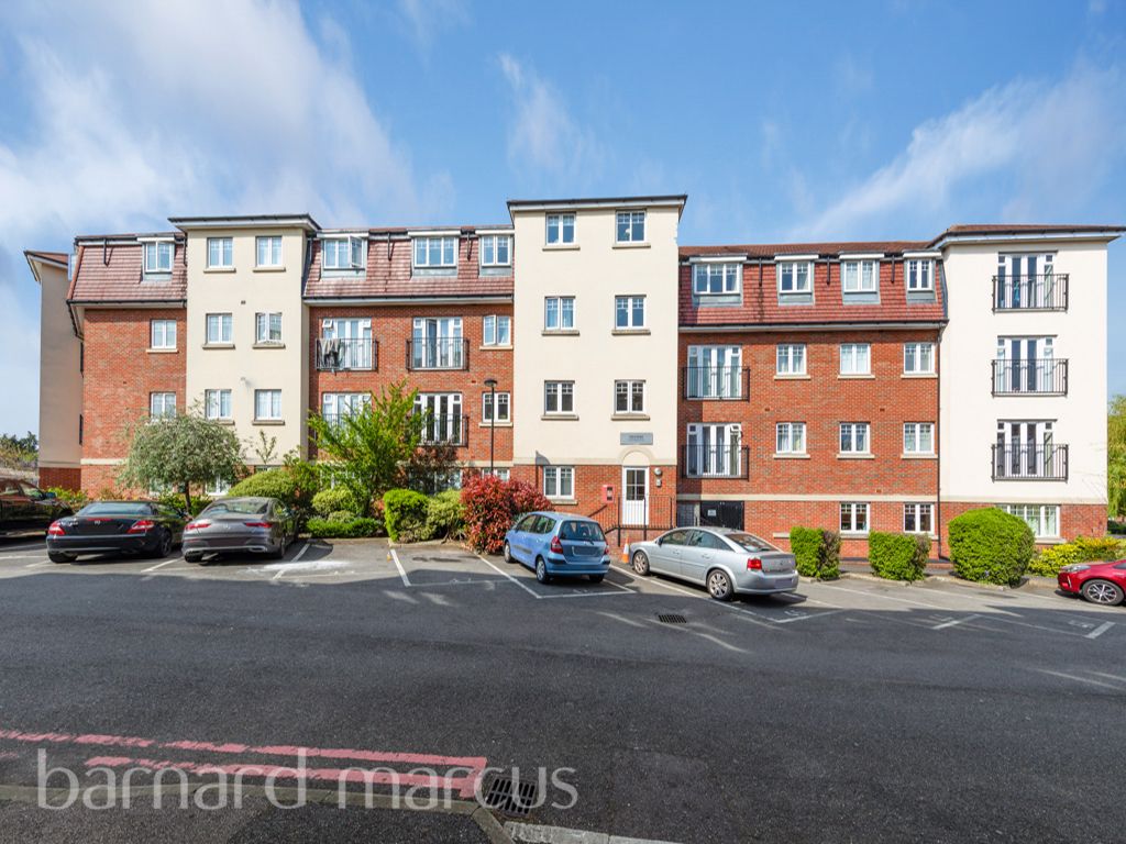 1 bed flat for sale in Schoolgate Drive, Morden SM4 Zoopla